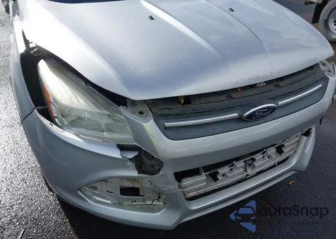 2015 Ford Escape Se z USA, uszkodzony, nr VIN 1FMCU9G92FUA44105